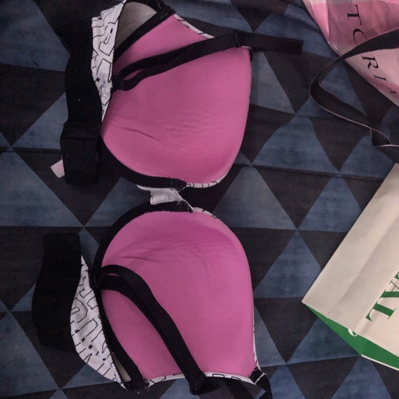 Pink bras x3 - Picture 8 of 9